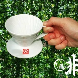 Hario V60 陶瓷圓錐濾杯 01 (白) 